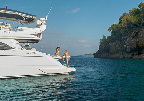 Bali Luxury Yacht Aicon 57